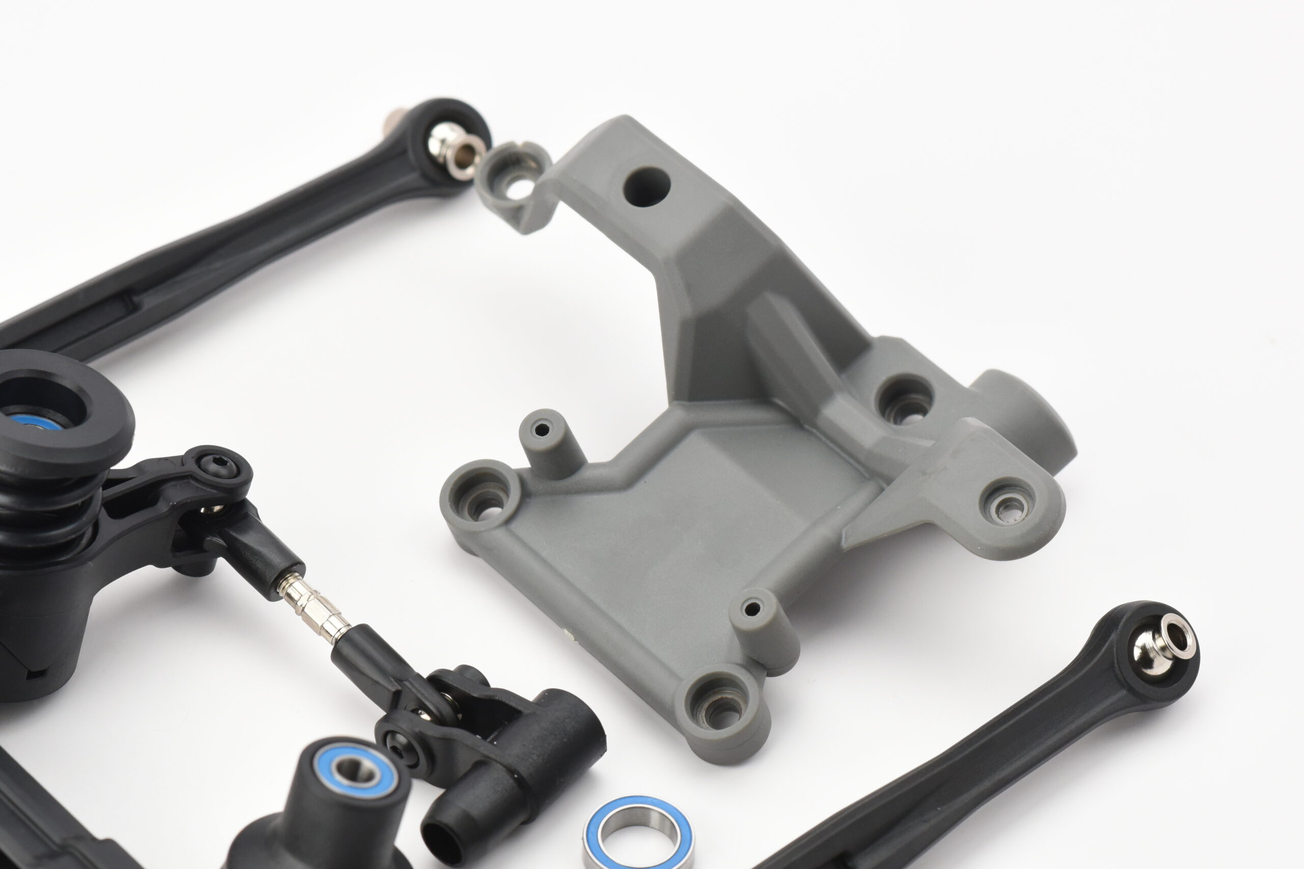 Fits X-MAXX TRAXXAS 77086-4 - Assembled BELLCRANKS w/ Steering Link, Bearings, Servo Saver, Drag Link, Servo Horn, Toe Links