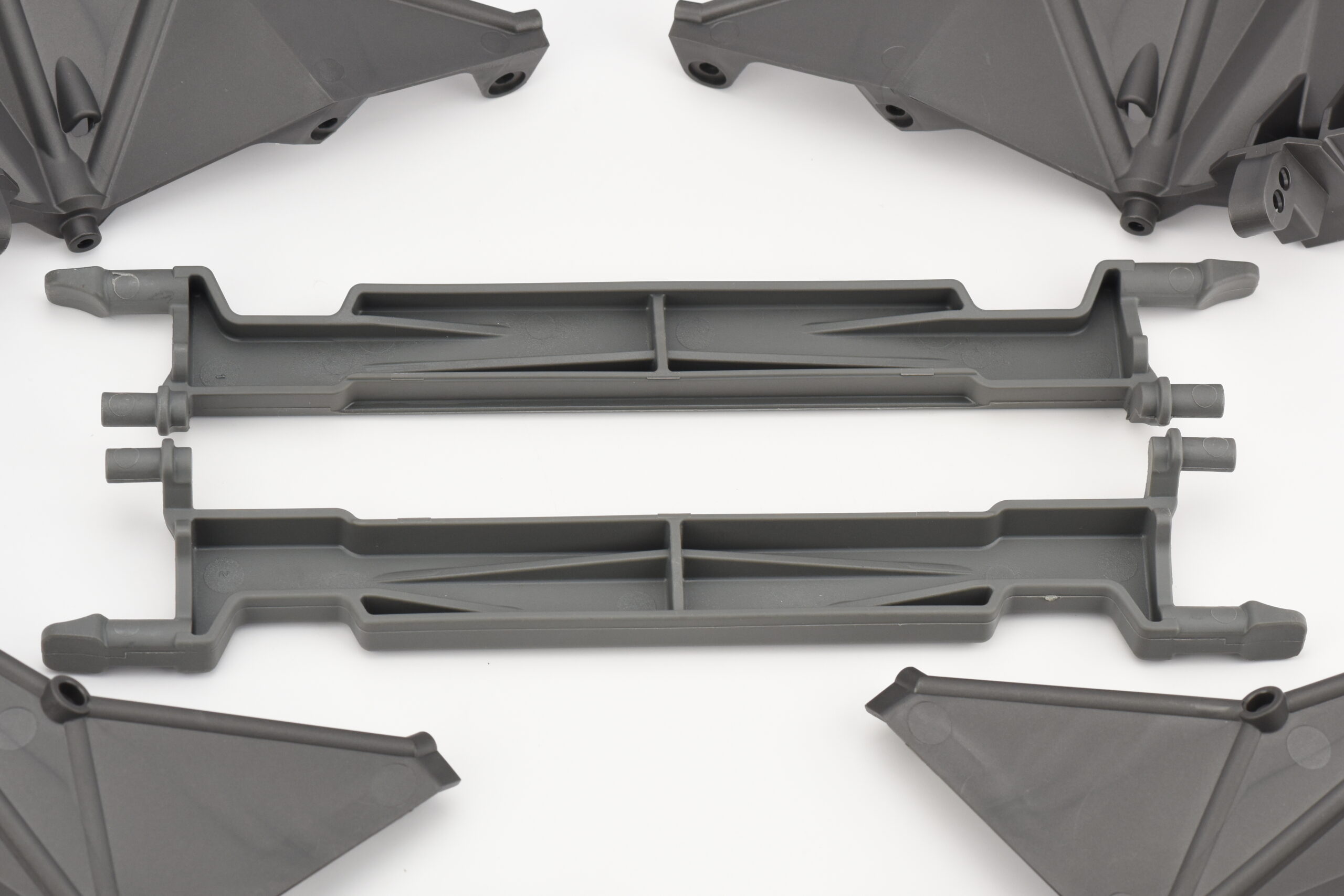 Traxxas X-Maxx Ultimate Shock Towers and Battery Retainers (2) Fits X-MAXX ULTIMATE TRAXXAS SHOCK TOWERS Halves front & rear Battery Retainers