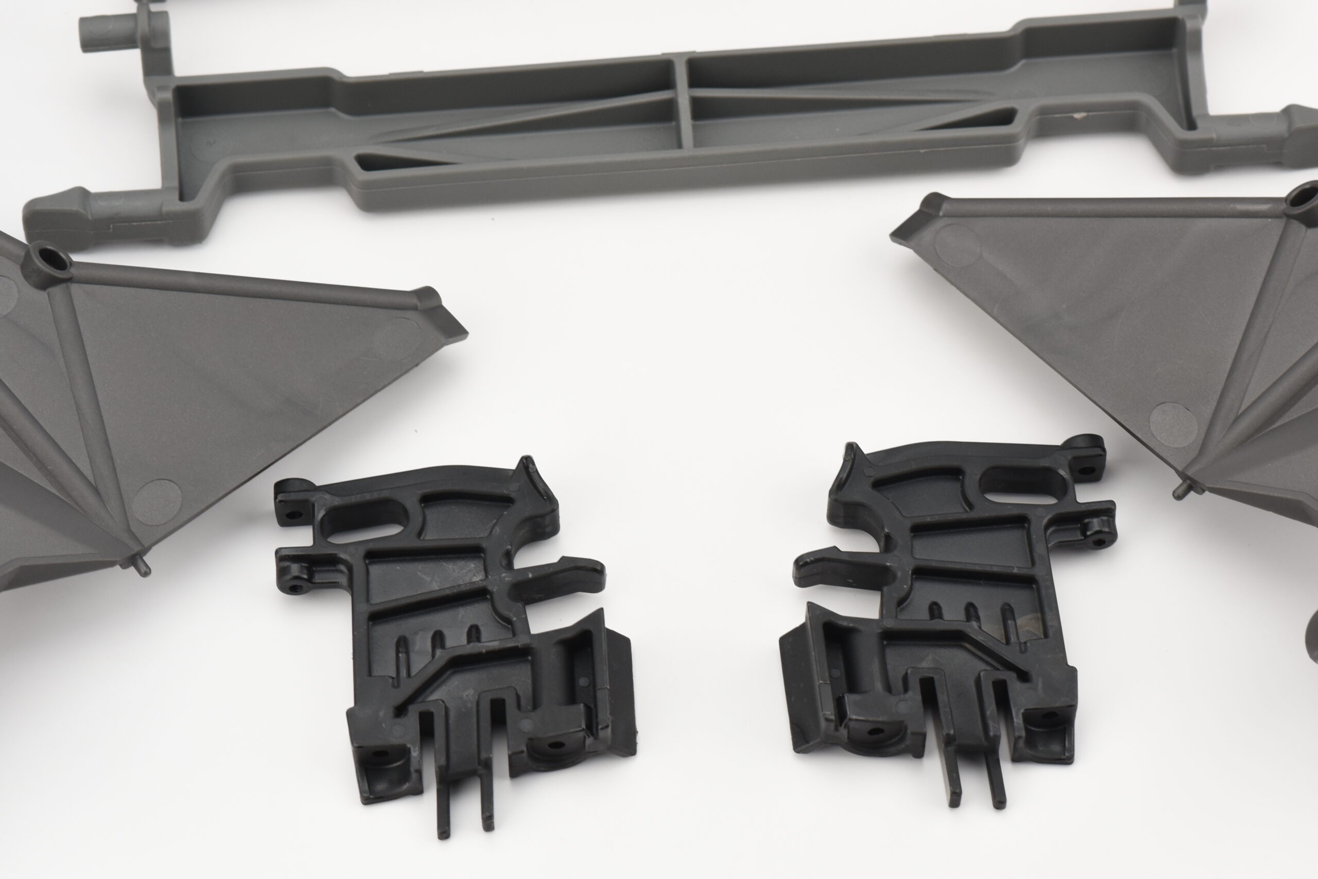 Traxxas X-Maxx Ultimate Shock Towers and Battery Retainers (3) Fits X-MAXX ULTIMATE TRAXXAS SHOCK TOWERS Halves front & rear Battery Retainers