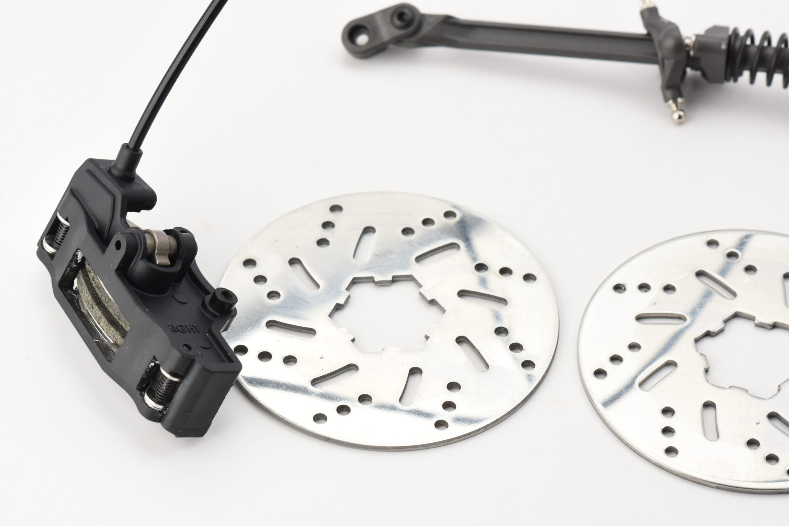 Traxxas Sand Car Breaking System (4) Fits SAND CAR BRAKES, Calipers, pads, disc, cables, Brake Linkage Assembly with spring Traxxas 109076-4