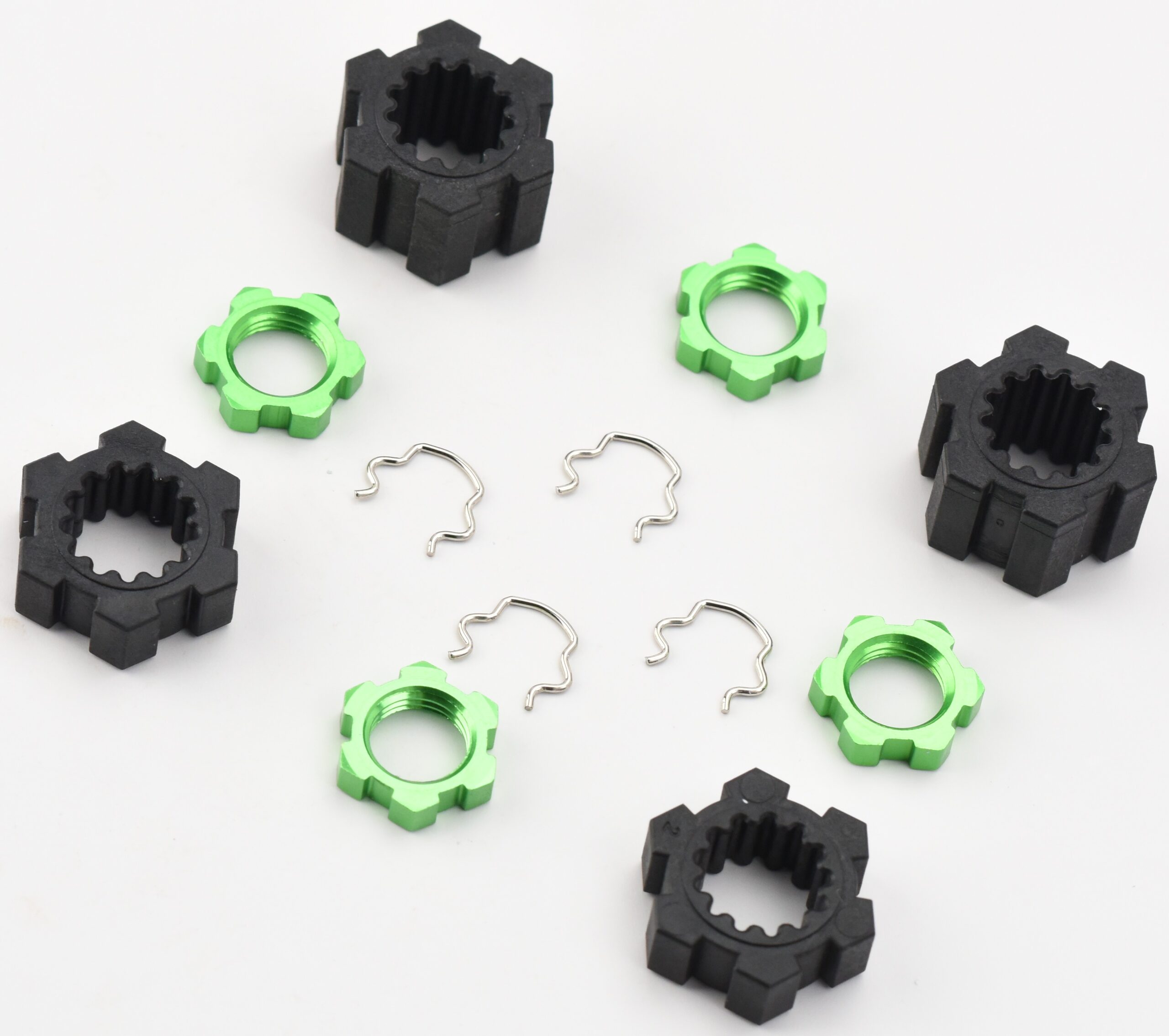 Traxxas Sand Car Hubs Nuts (2) Fits SAND CAR 17mm GREEN wheel hex nuts, 23mm splined hubs, clips front/rear Traxxas 109076-4