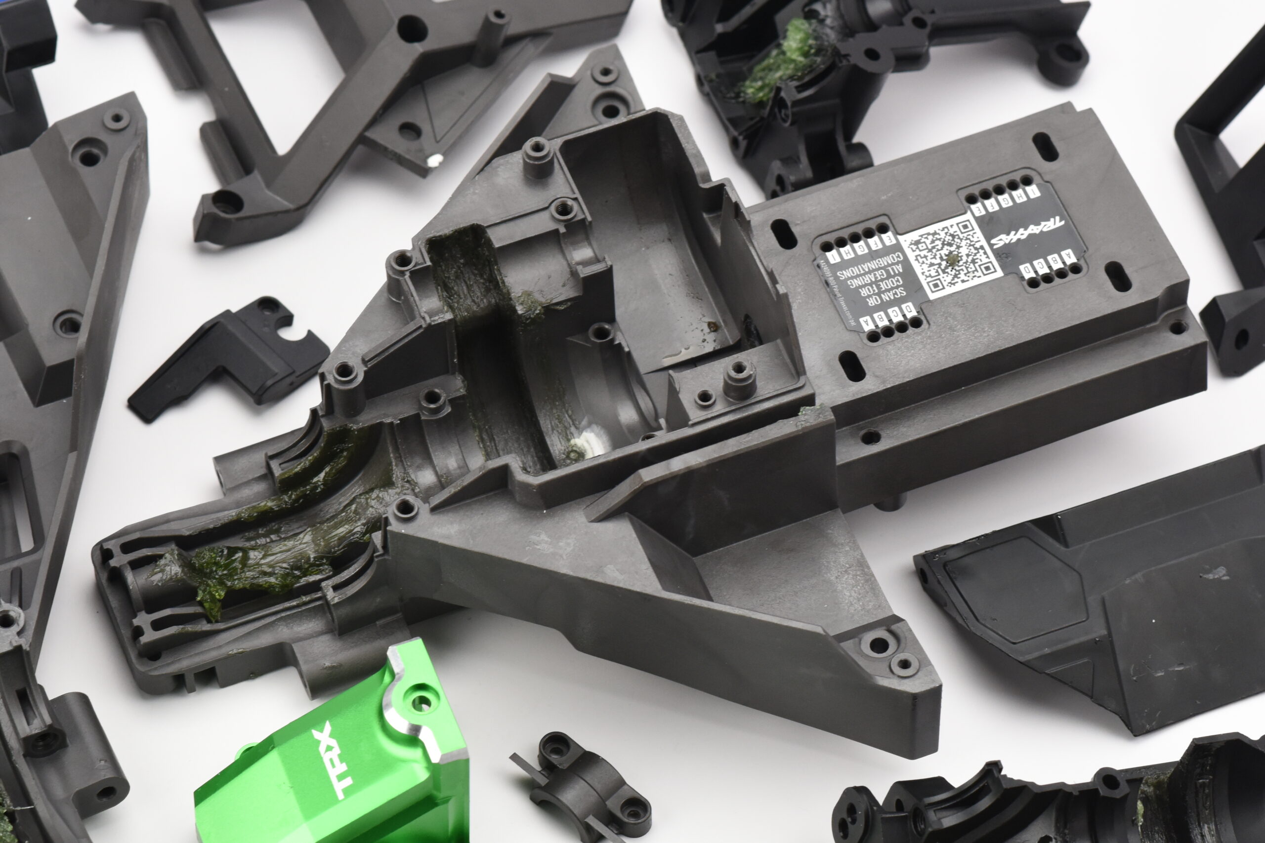 XRT Ultimate Plastic Set (Front Rear Bulkhead GREEN Covers box Traxxas 78097-4