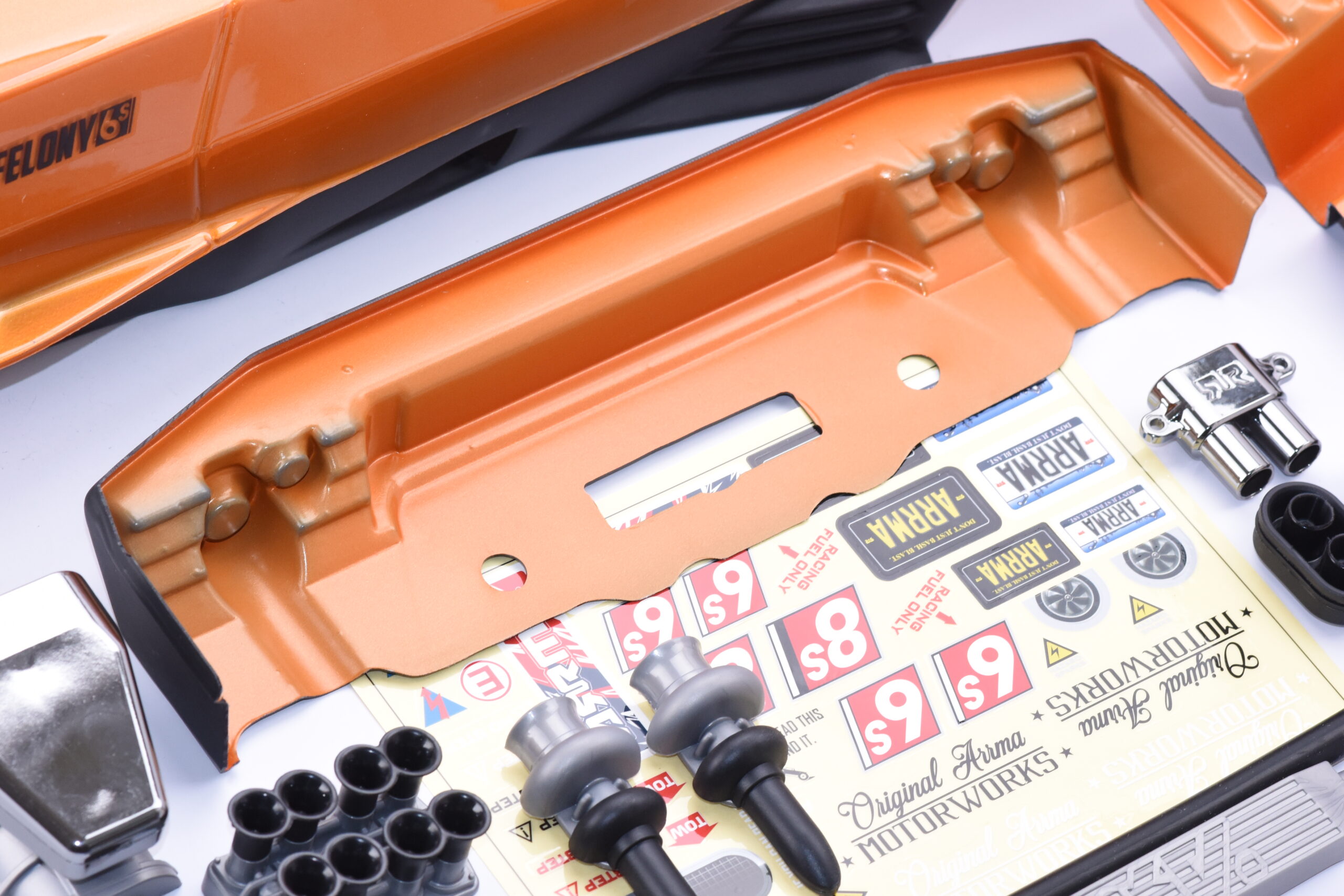 Arrma FELONY 6s - Body Shell (ORANGE Resto-Mod muscle Street Bash ARA7617V2)