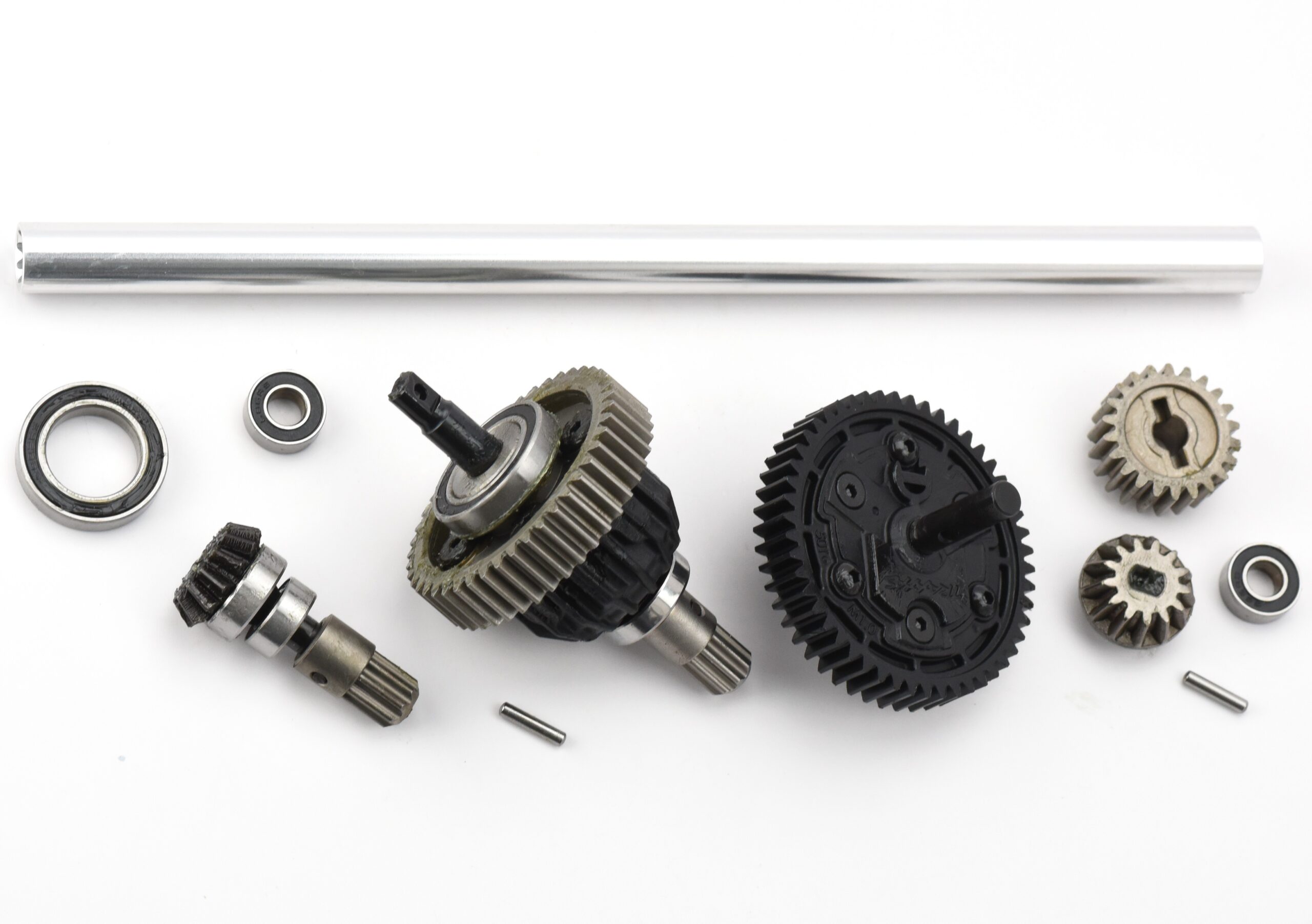 Fits Traxxas 89086-4 1/10 Wide-MAXX - SPUR Gear Center Diff, Driveshaft Cush