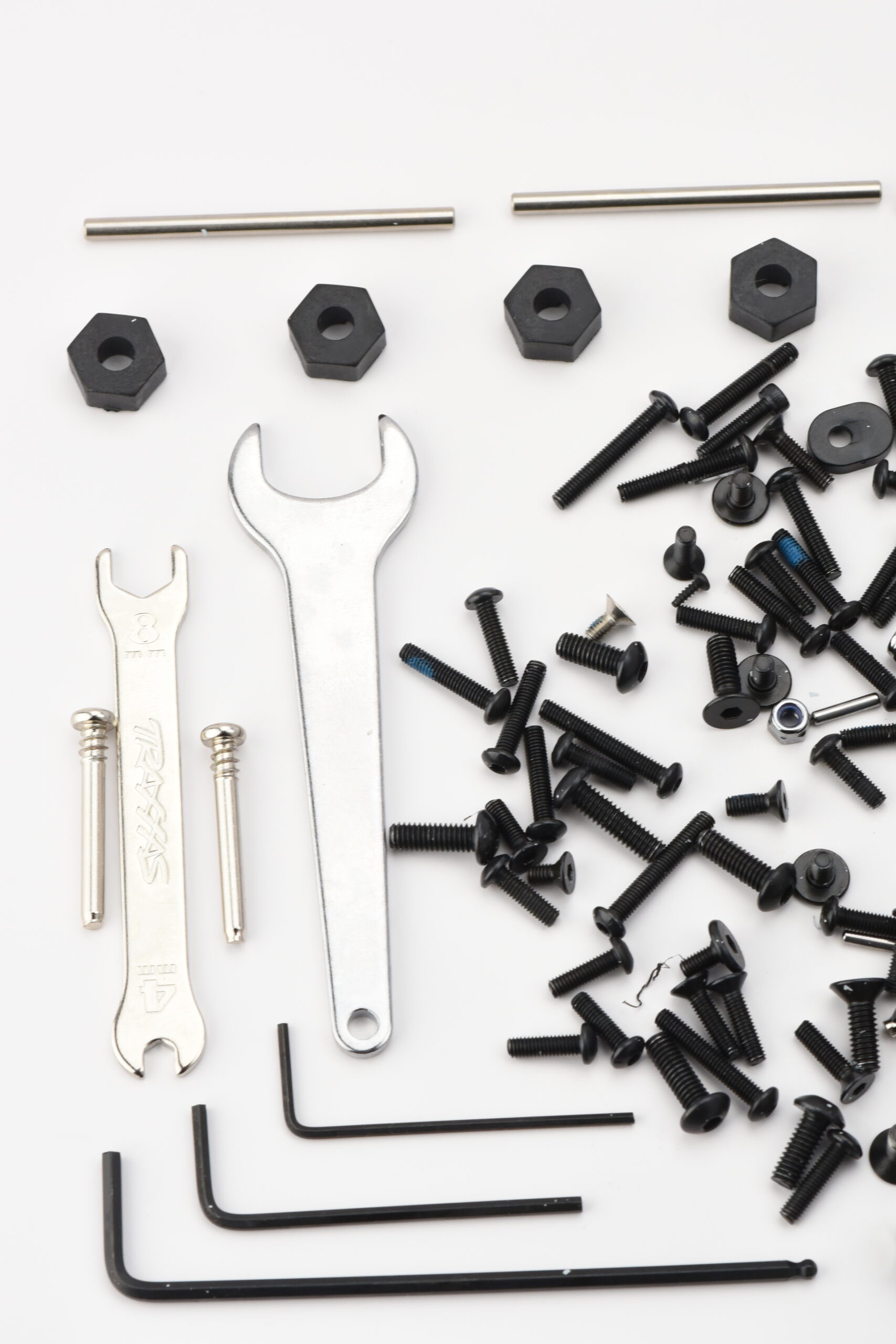 Traxxas Slash Ultimate Screws Tools (4) Fits Traxxas SLASH 4x4 ULTIMATE SCREWS & TOOLS Set nuts suspension pins, PINIONS