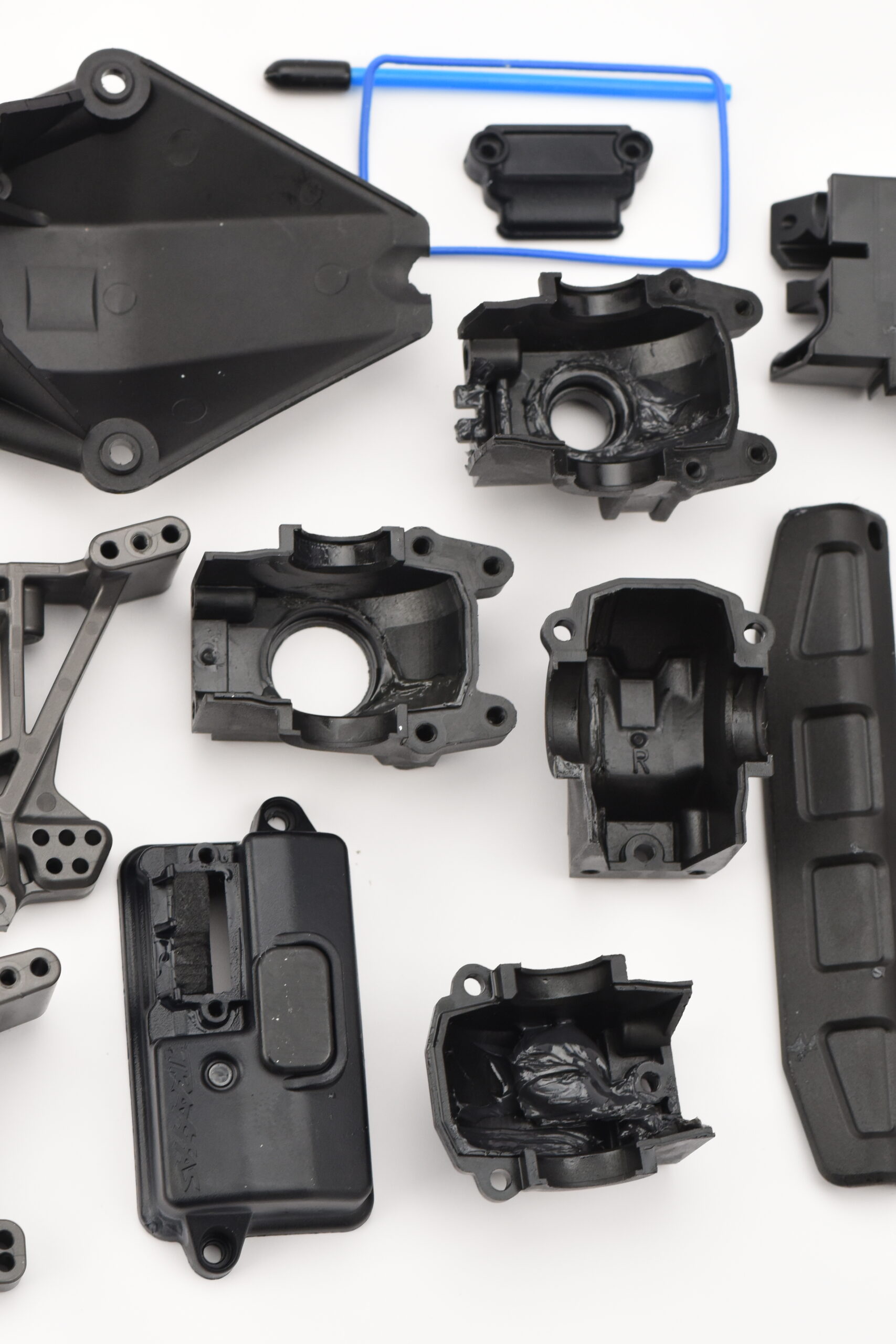 Traxxas Stampede 4x4 Plastic Chassis Parts (3) Traxxas Stampede 4x4 VXL Receiver Box, diff housing, bulkhead shock towers hoss