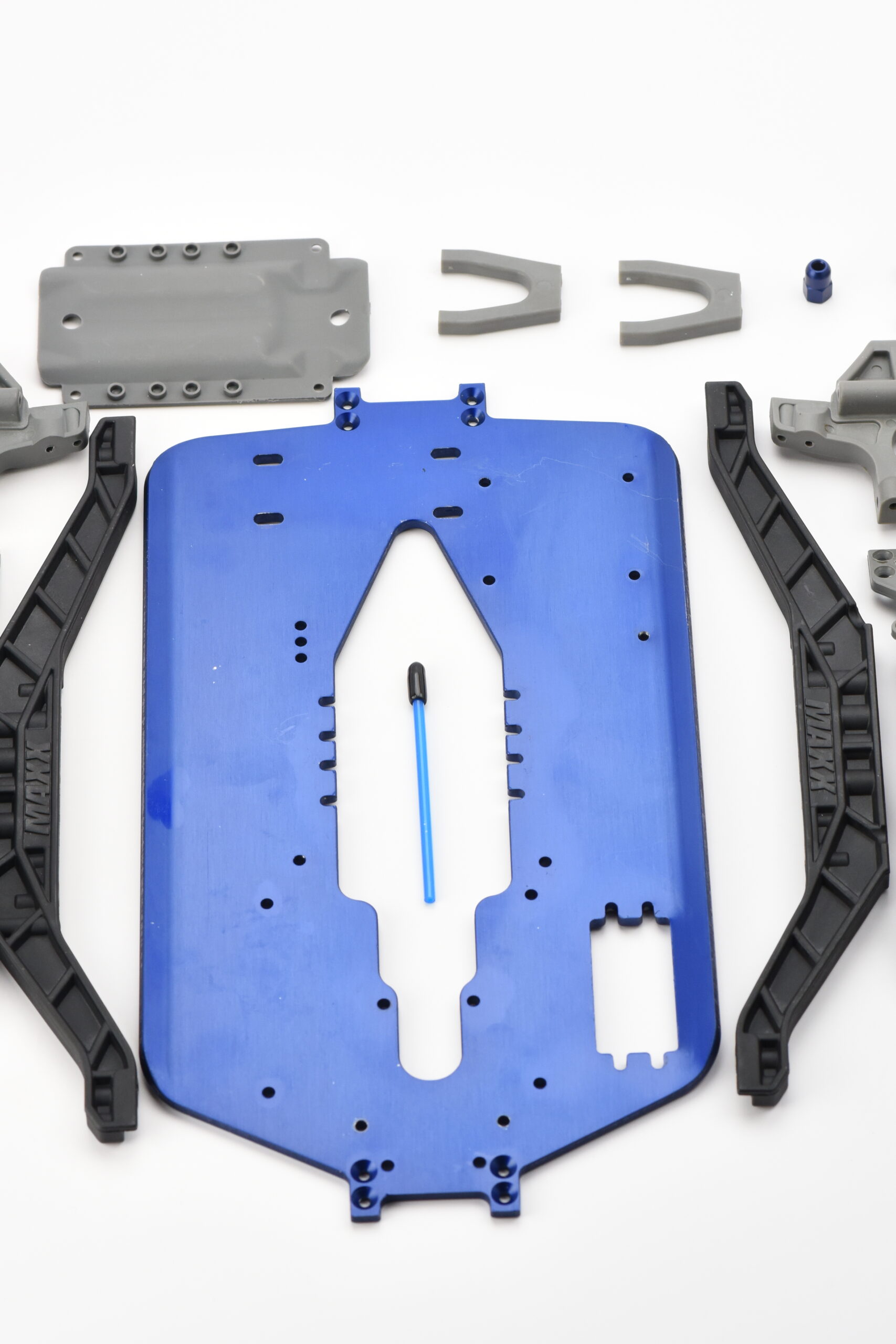 Traxxas T-Maxx 3.3 Chassis Parts (3) Fits Traxxas T-Maxx 3.3 49077-3 - CHASSIS 5122X 5197R (bulkhead towers skids)