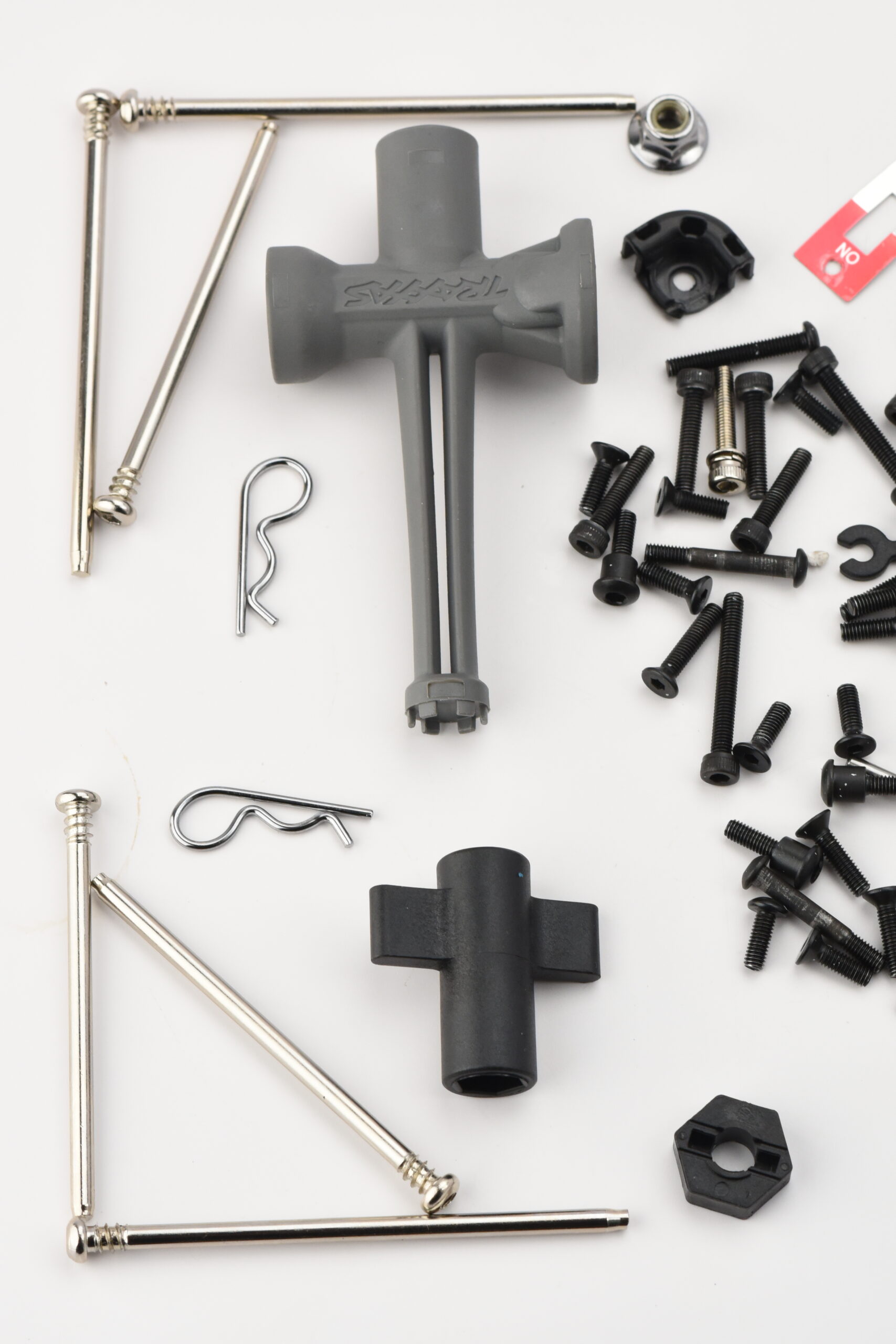 Traxxas T-Maxx 3.3 Screws Hubs Hardware (3) Fits Traxxas T-Maxx 3.3 49077-3 - SCREWS & TOOLS Set Wheel Hubs (SCREWS TOOLS)