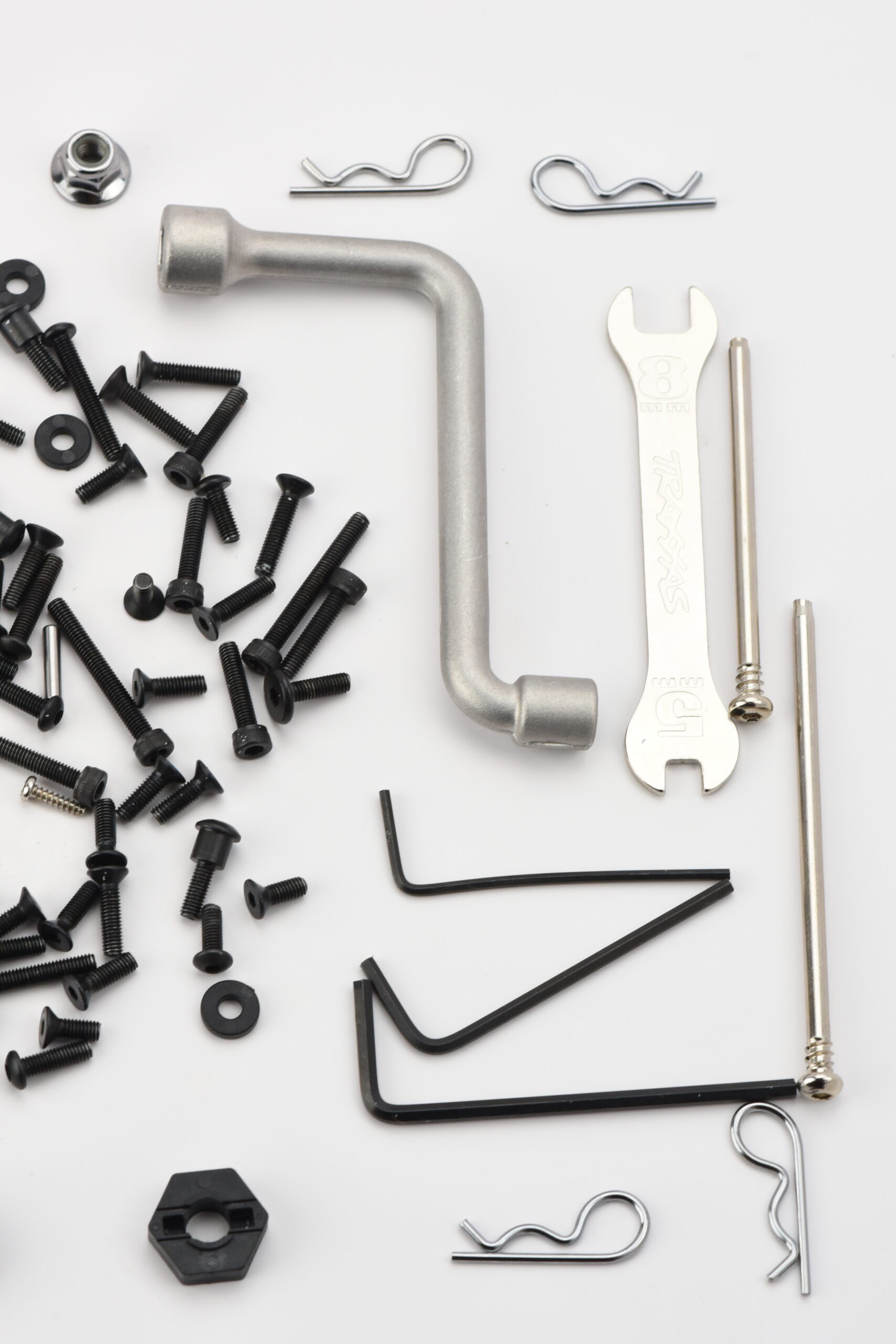 Traxxas T-Maxx 3.3 Screws Hubs Hardware (5) Fits Traxxas T-Maxx 3.3 49077-3 - SCREWS & TOOLS Set Wheel Hubs (SCREWS TOOLS)