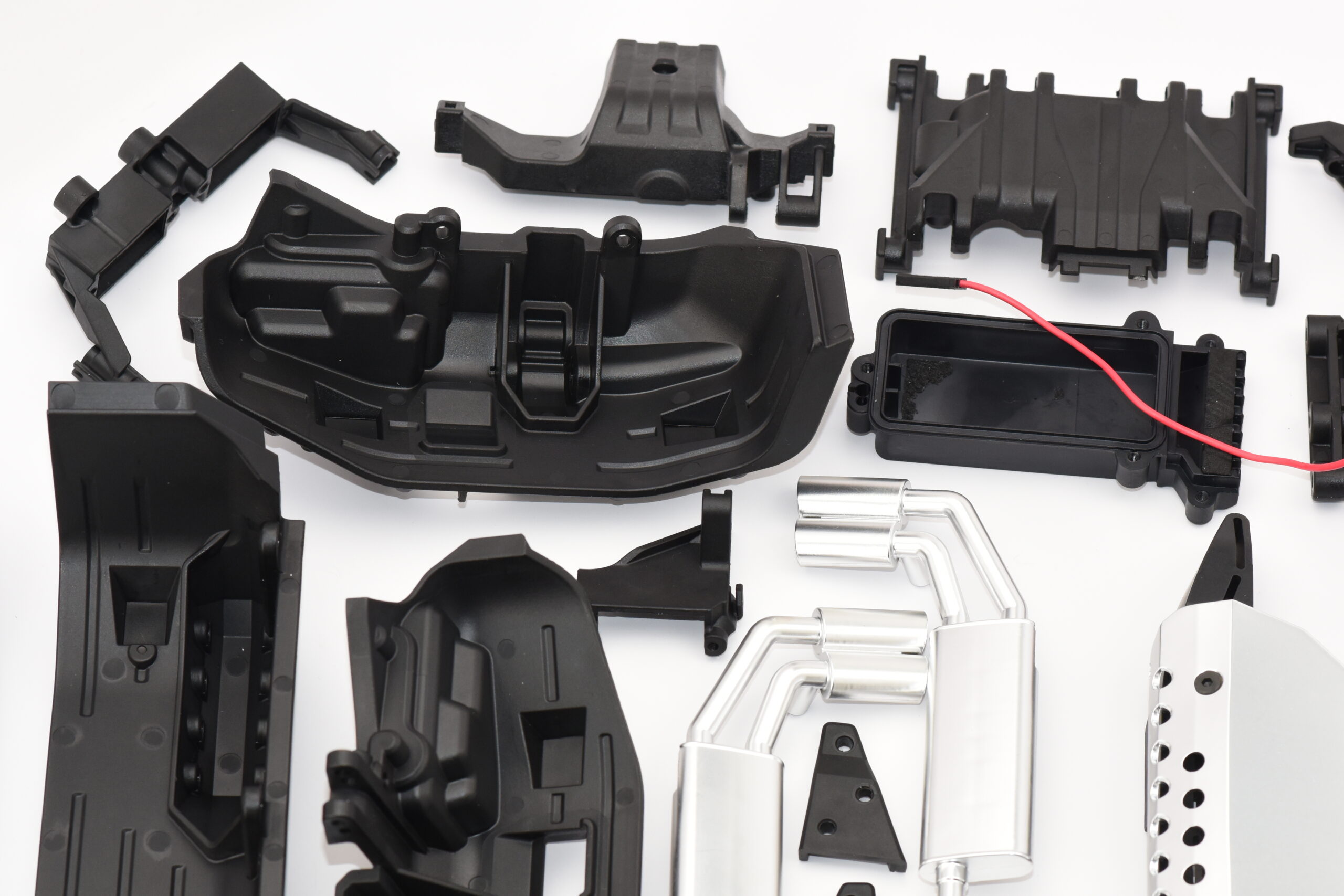 Traxxas TRX-6x6 Mercedes-Benz - BUMPERS Fenders Rock Sliders Battery Plate Mount