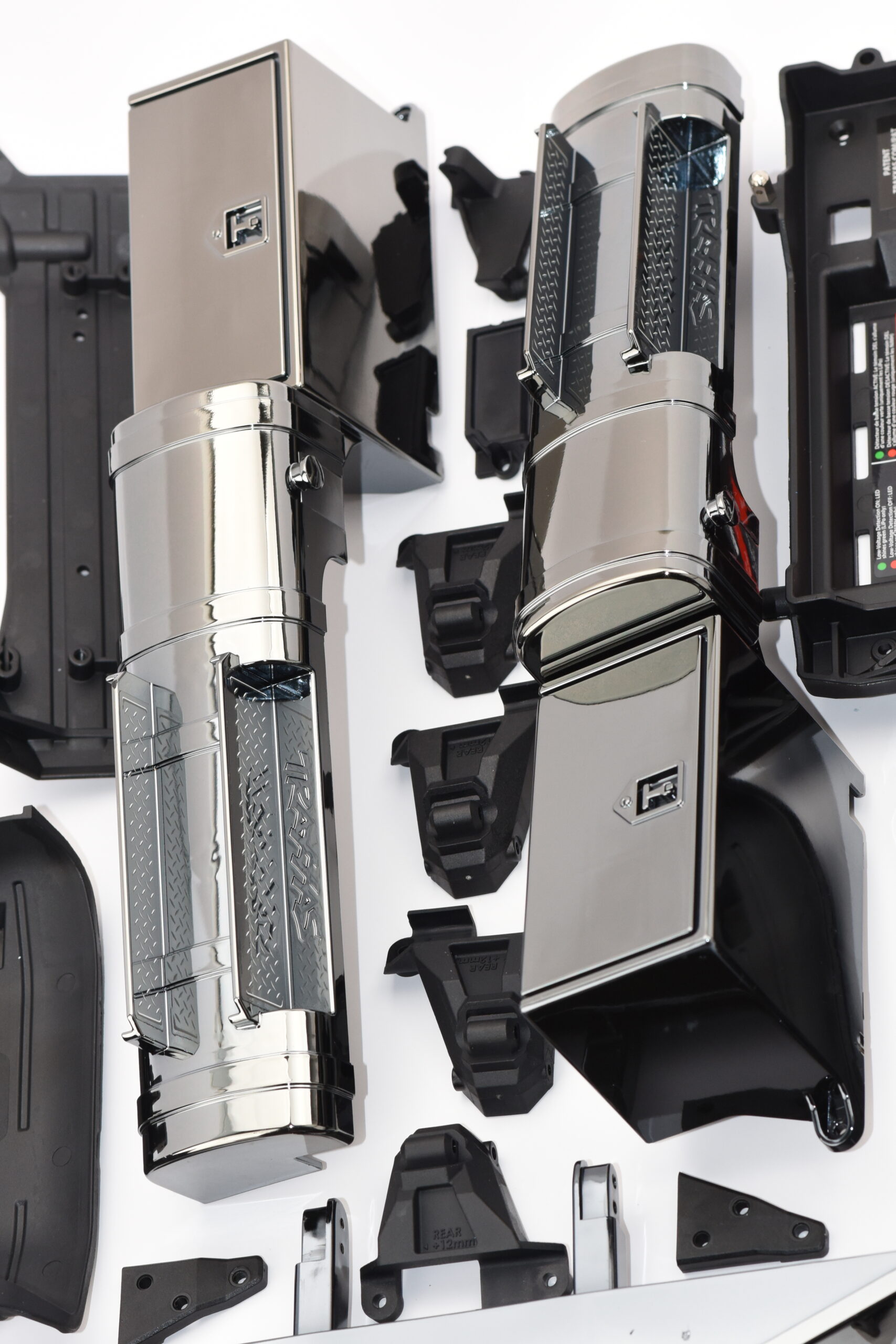 Fits TRX-6x6 Flatbed HAULER (88086-4) - Fenders, Bumpers, Fuel tanks, Battery Mount