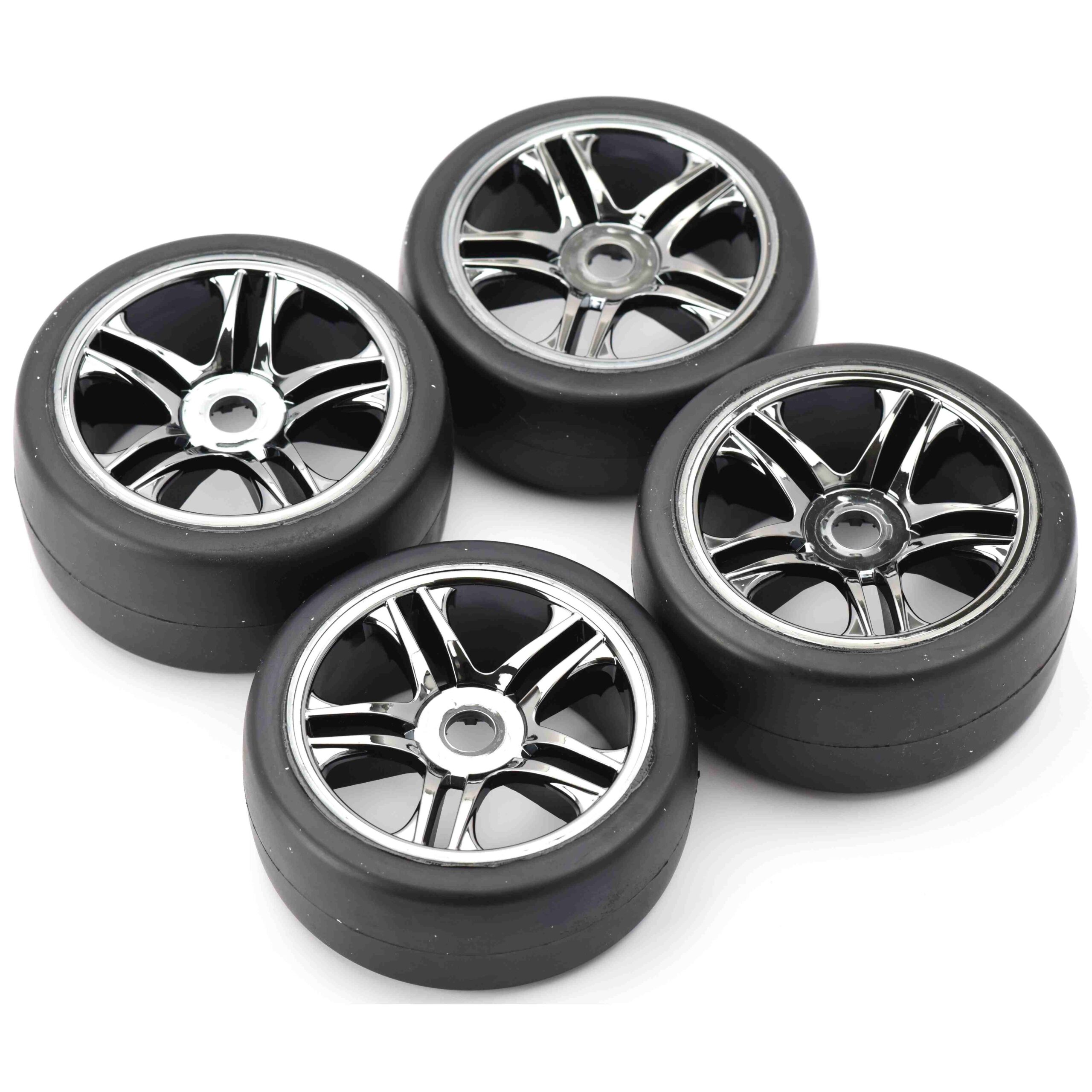 Traxxas XO-1 Tires Wheels Fits Traxxas XO-1 Tires & wheels, assembled, glued split-spoke, black chrome (4)